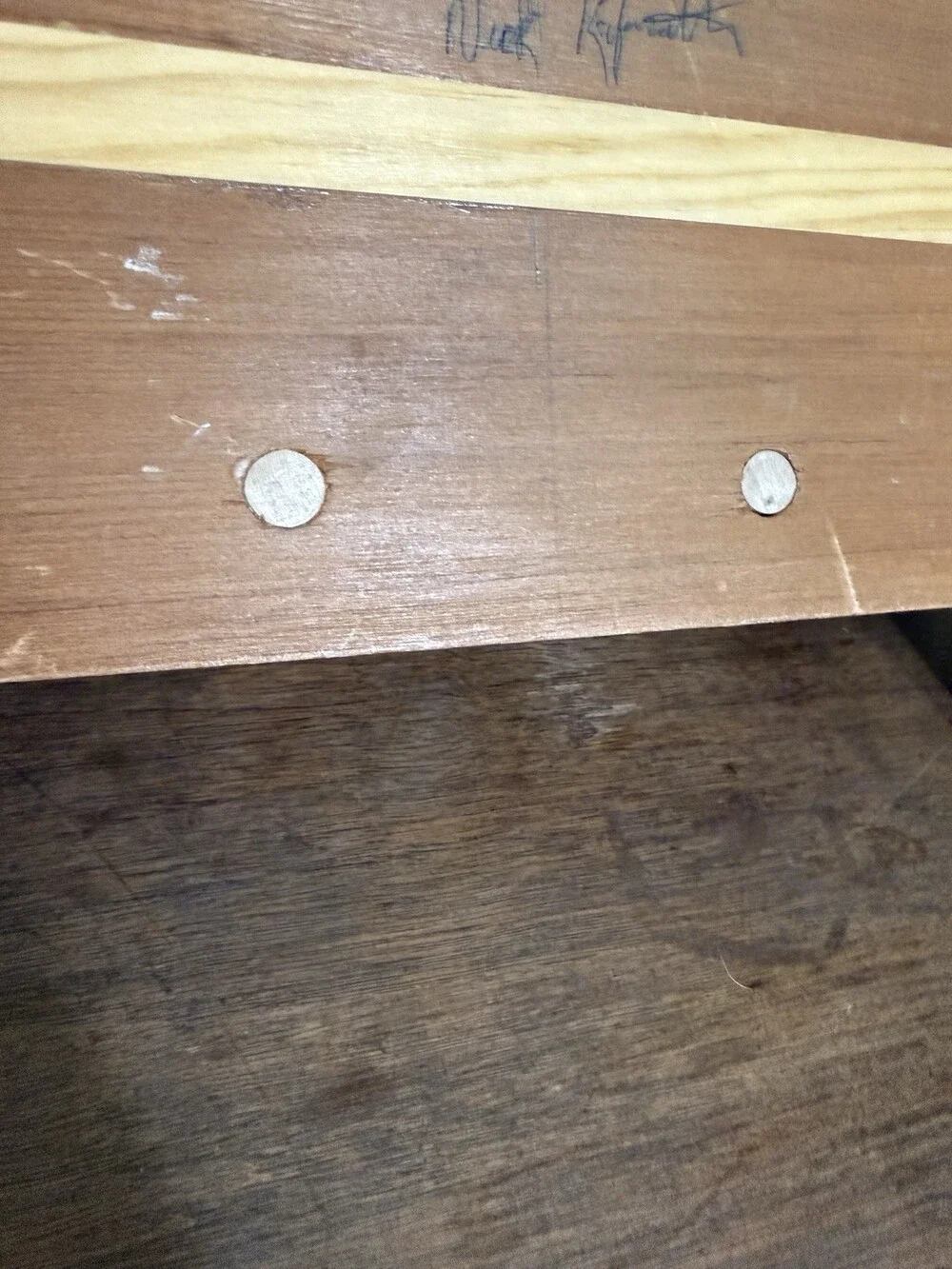 Vintage Wood Wall Shelf Plate Ledge 2 Peg Hooks Two-Tone Country Farmhouse 19